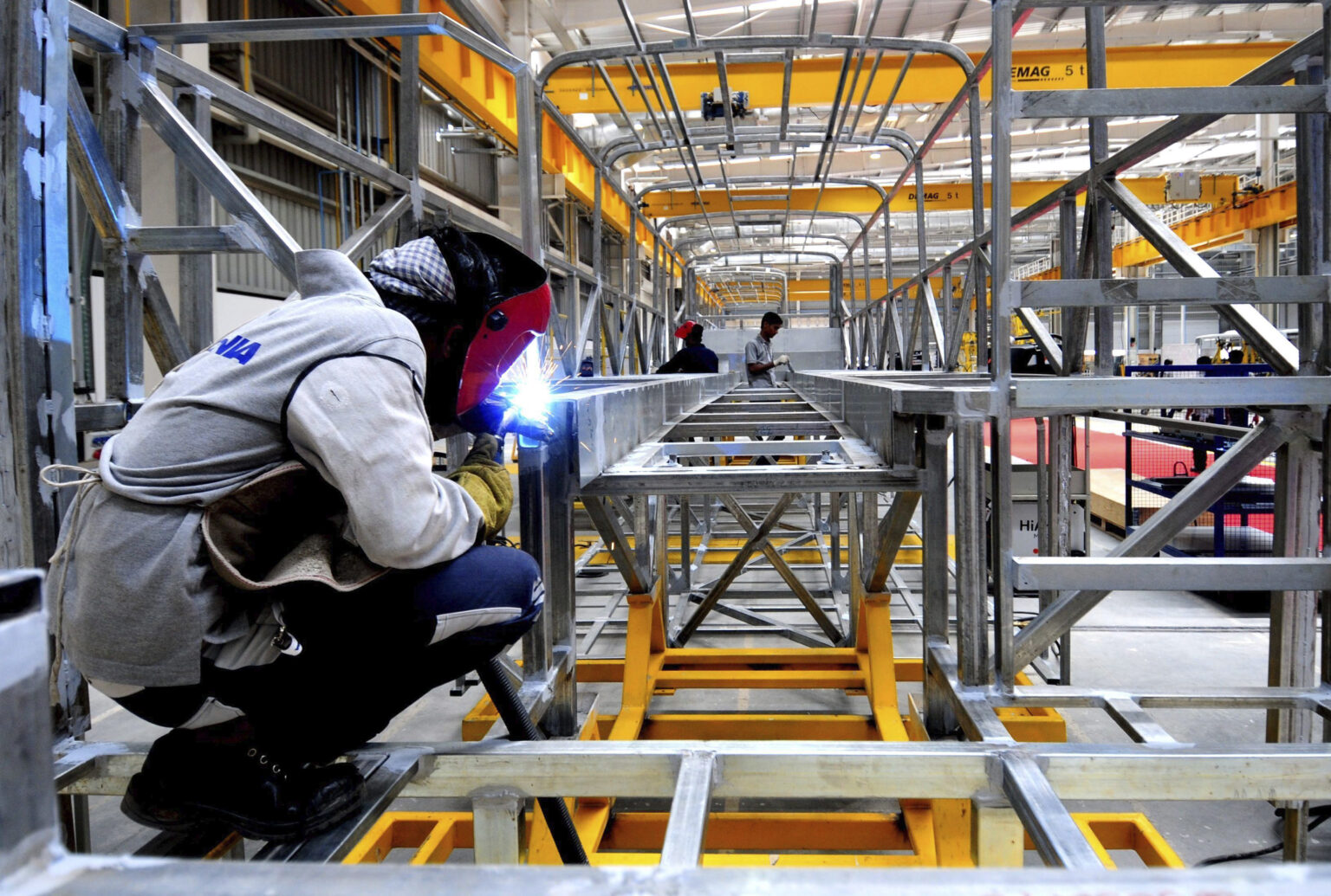 Traton invertirá mil 900 mdd en movilidad eléctrica