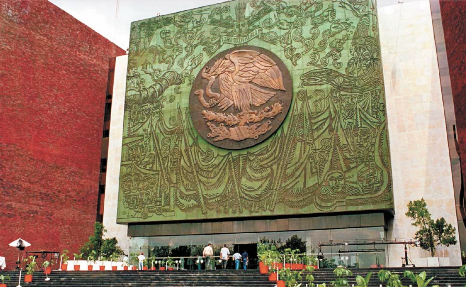 Rinden protesta consejeros del Canal del Congreso Congreso