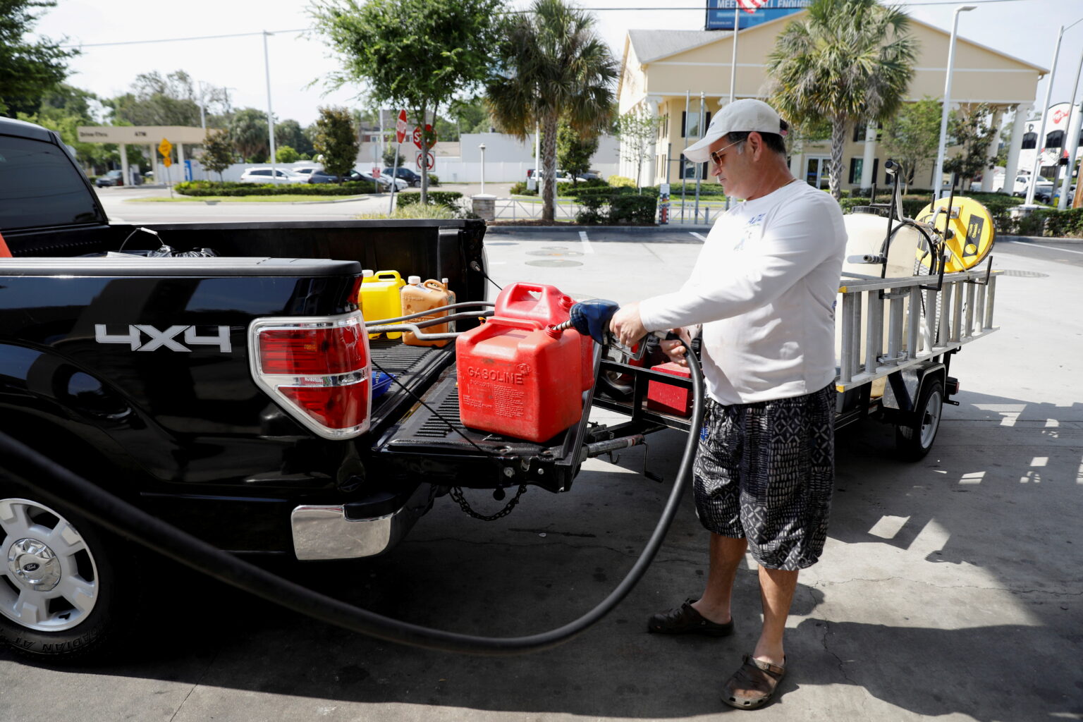 Escasez de combustible en costa este terminará en días: Biden combustibles-Biden