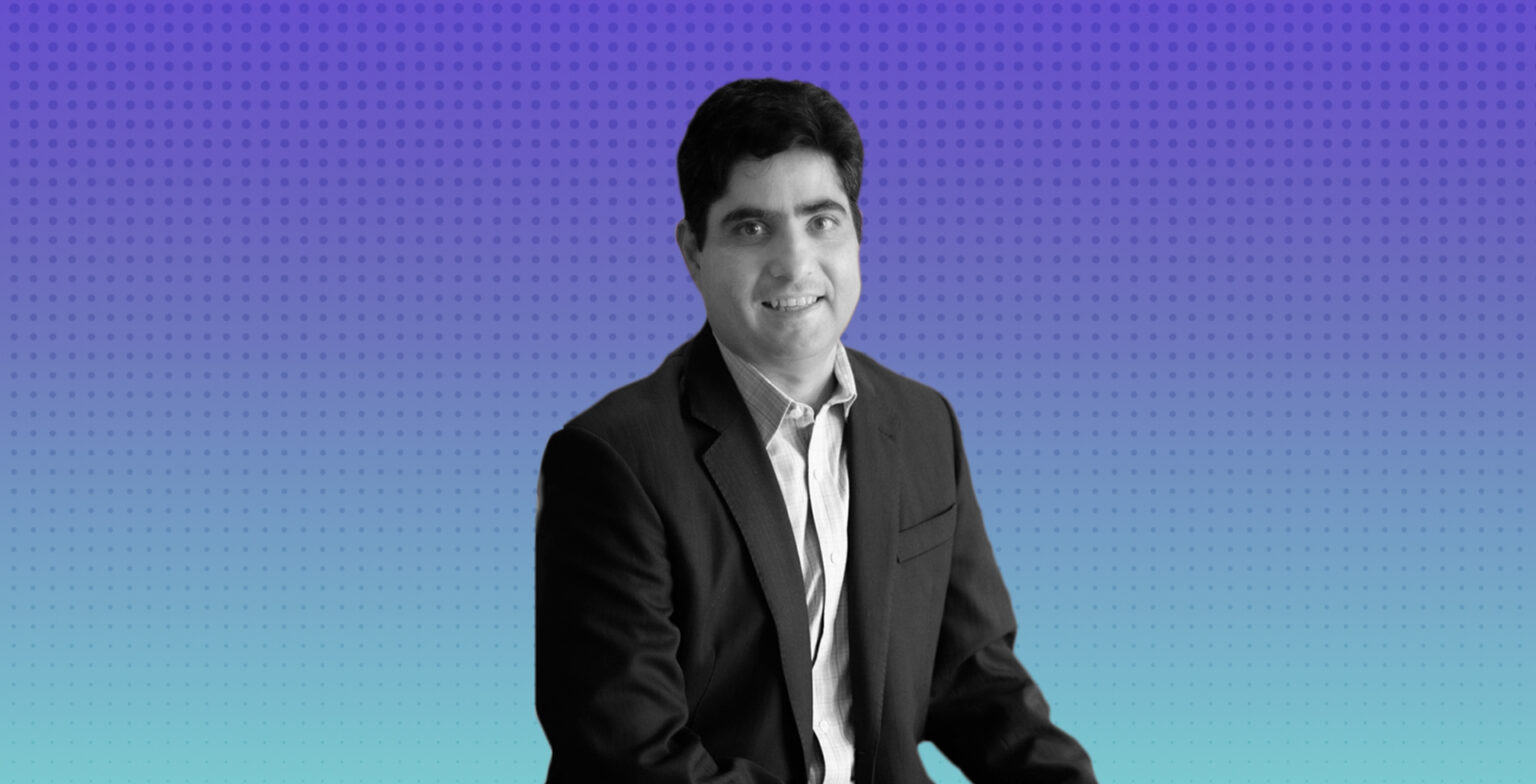 Regulaciones kafkianas Columna_Roberto-Martinez-Junio-kafkiano