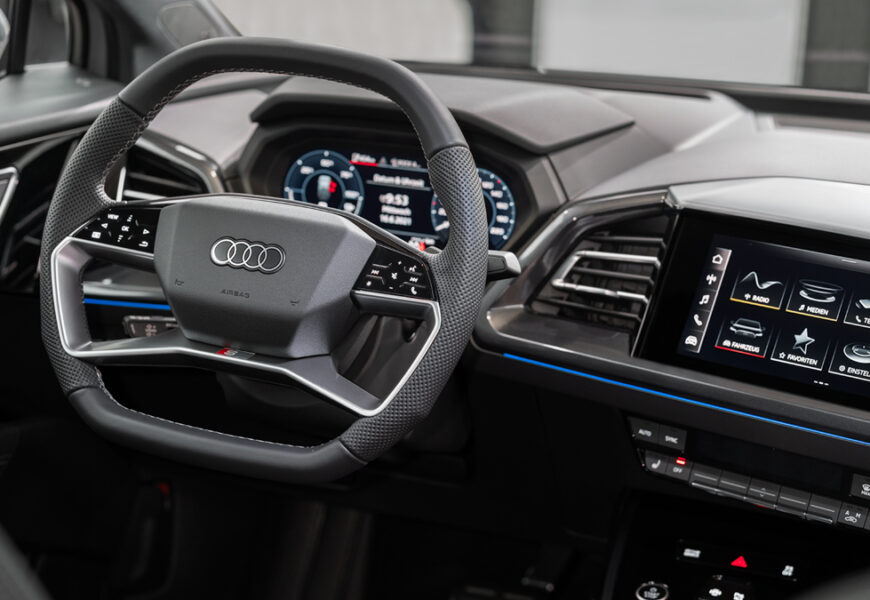 Audi dejará de fabricar vehículos de motor de combustión en 2026 - Energía  Hoy