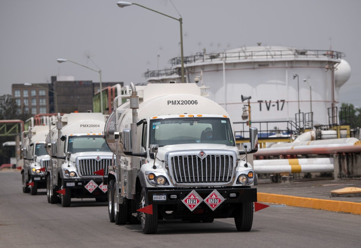 Reporta PEMEX ahorros por 4 mil millones de dólares