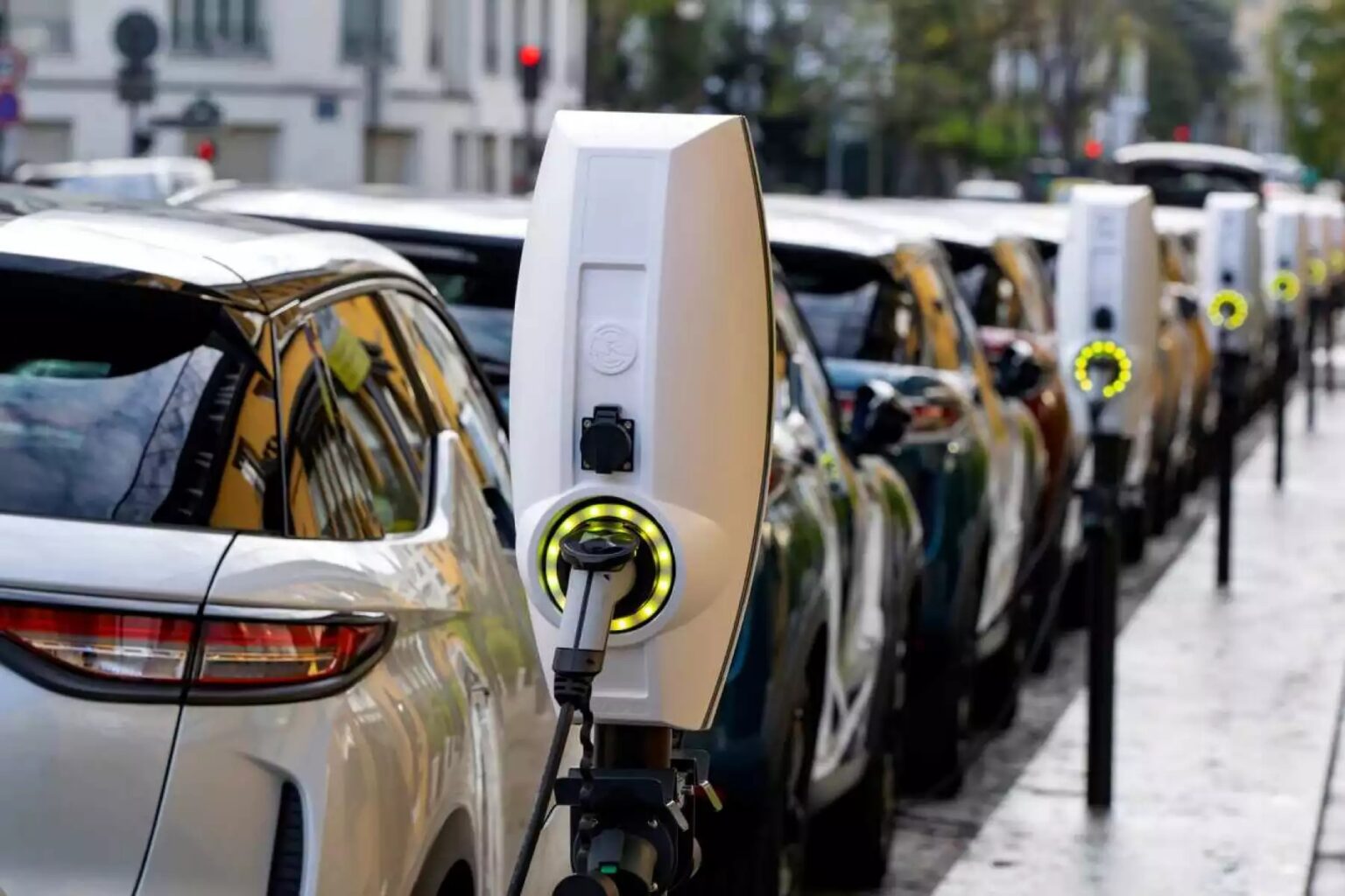 Crece 25% ventas de autos eléctricos durante 2024: IEA electromovilidad