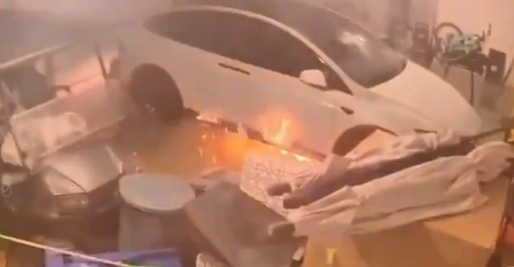 Tesla se inundó