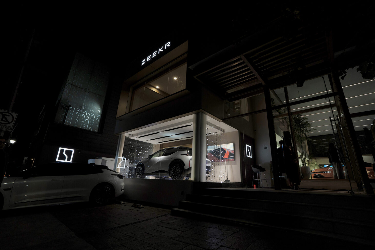 Celebra Zeekr apertura de punto de venta en San Ángel San Angel