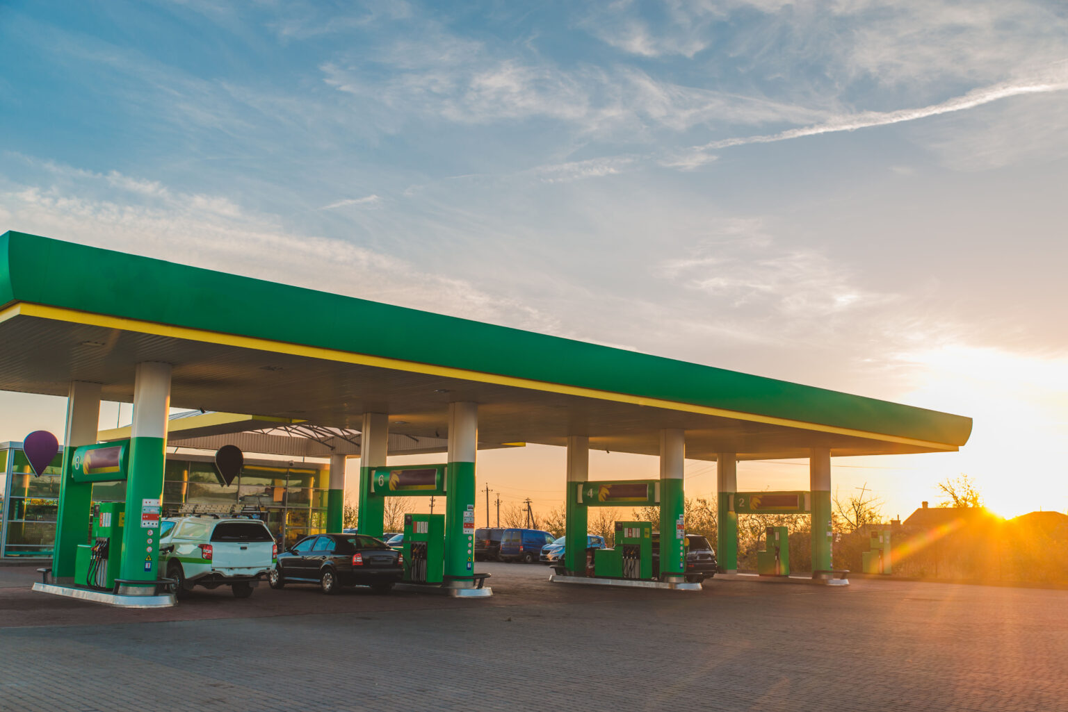 Asegura Iván Escalante que en Jalisco, algunas gasolineras se alinean para dar el precio más alto Gasolineras