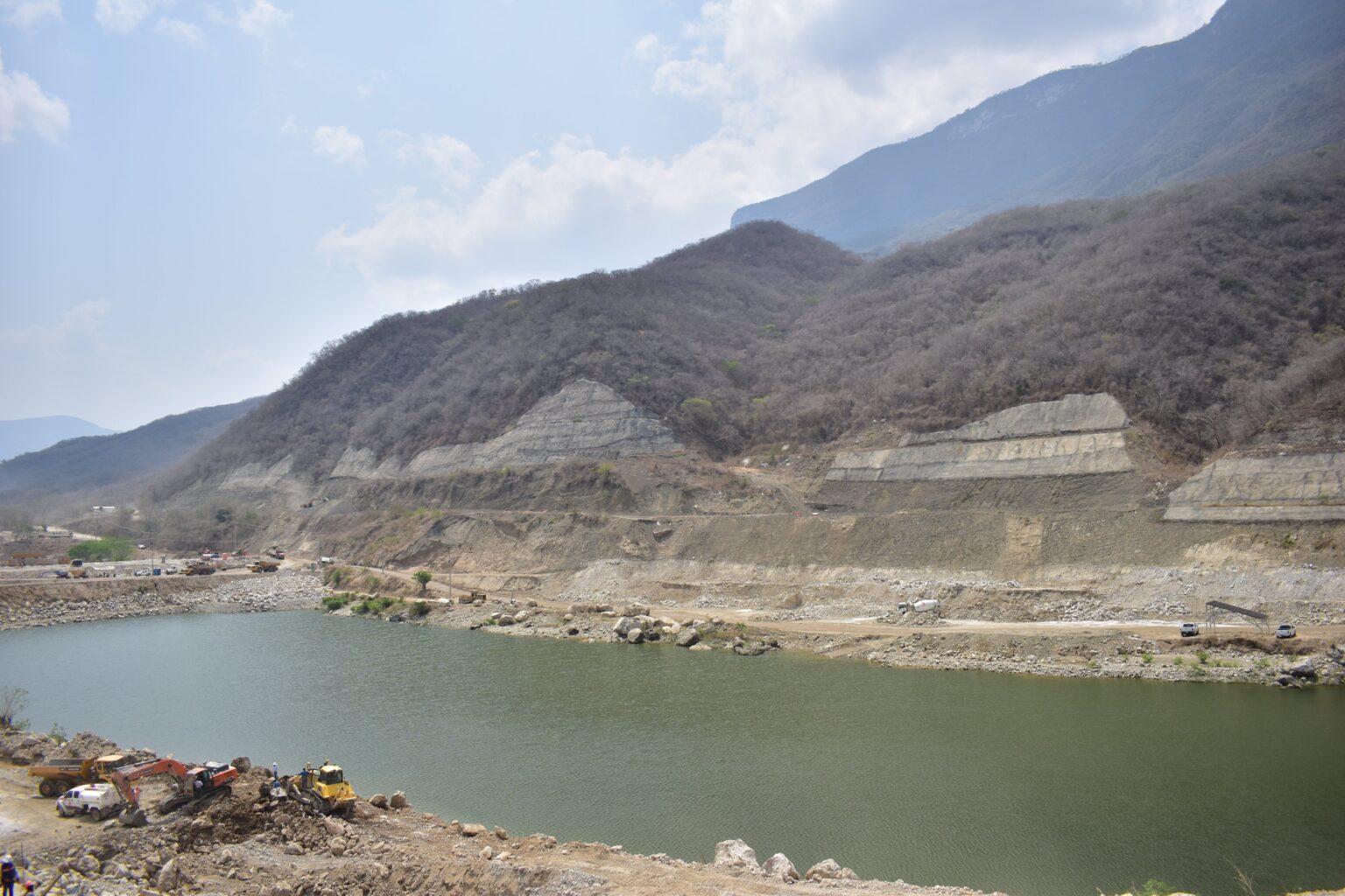 Inicia CFE dragado del río Grijalva para diversos proyectos Río Grijalva