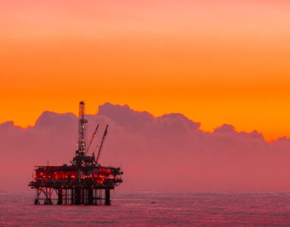 Cuatro plataformas petroleras llegaron a Campeche para mantenimiento; destacan por su tamaño, capacidad y funciones offshore.