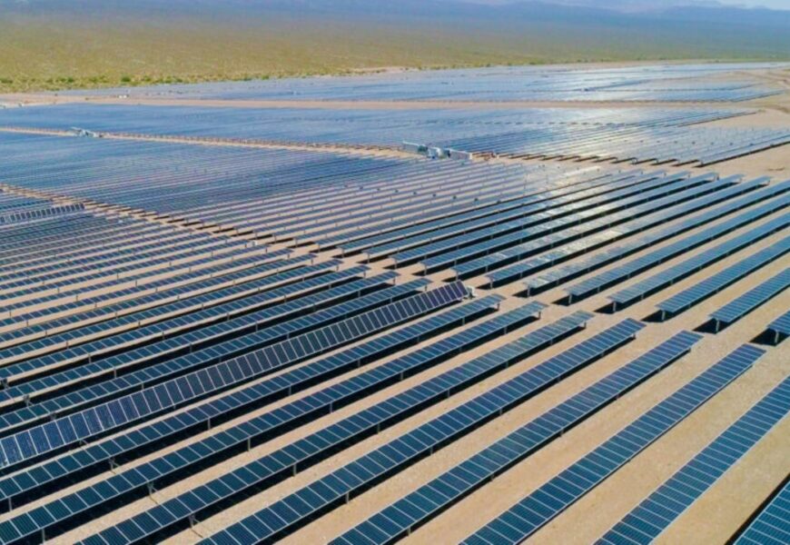 Cox presentó una oferta de 4,600 mdd para adquirir las plantas de Iberdrola en México; la venta marcaría su salida definitiva del país.