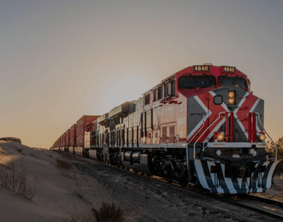 Grupo México Transportes incorporará 120 locomotoras con una inversión de 7,200 mdp para fortalecer corredores ferroviarios y puertos.