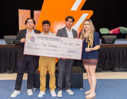 Estudiantes del Tec de Monterrey crearon FREENERGY, un proyecto que genera energía limpia con topes viales reciclados.
