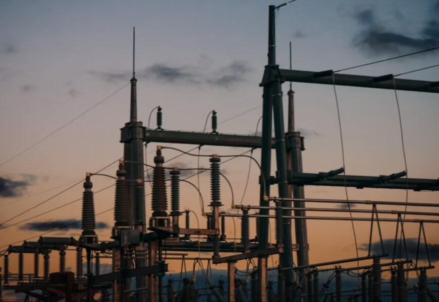 La CFE invertirá 1,636 millones de pesos en nueve subestaciones eléctricas en Tamaulipas, que reducirán en más del 50% los apagones.