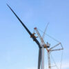 Dongfang Electric Corporation instaló en China una turbina eólica marina de 26 MW, la más grande del mundo.