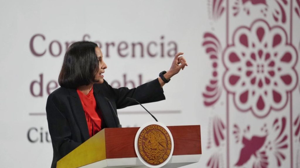 CNE impone sanciones por 450 mdp y cancela 35 permisos en sectores eléctrico y de hidrocarburos La CNE aplicó sanciones por 450 mdp y canceló 35 permisos en los sectores eléctrico e hidrocarburos por incumplimientos normativos.