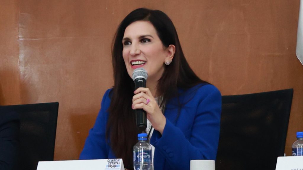 Kenia López Rabadán es elegida presidenta de la Mesa Directiva de la Cámara de Diputados La diputada panista Kenia López Rabadán fue designada presidenta de la Mesa Directiva de la Cámara de Diputados tras un acuerdo legislativo.