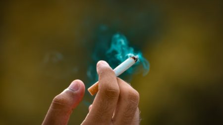 Para reforzar la recaudación fiscal, el Paquete Económico 2026 propone impuestos a tabaco, bebidas azucaradas y videojuegos violentos