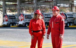 Pemex reporta más de 400 acciones internas para promover igualdad y prevenir violencia contra mujeres