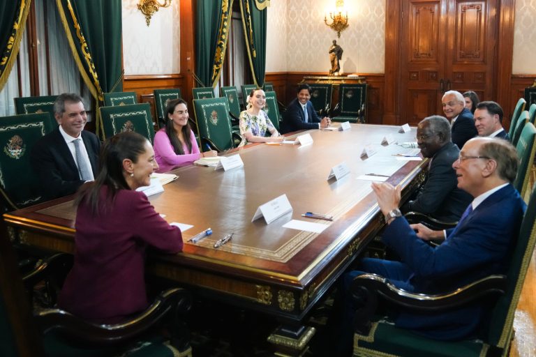 Sheinbaum se reúne con BlackRock y Global Infrastructure Partners; ven oportunidades en México