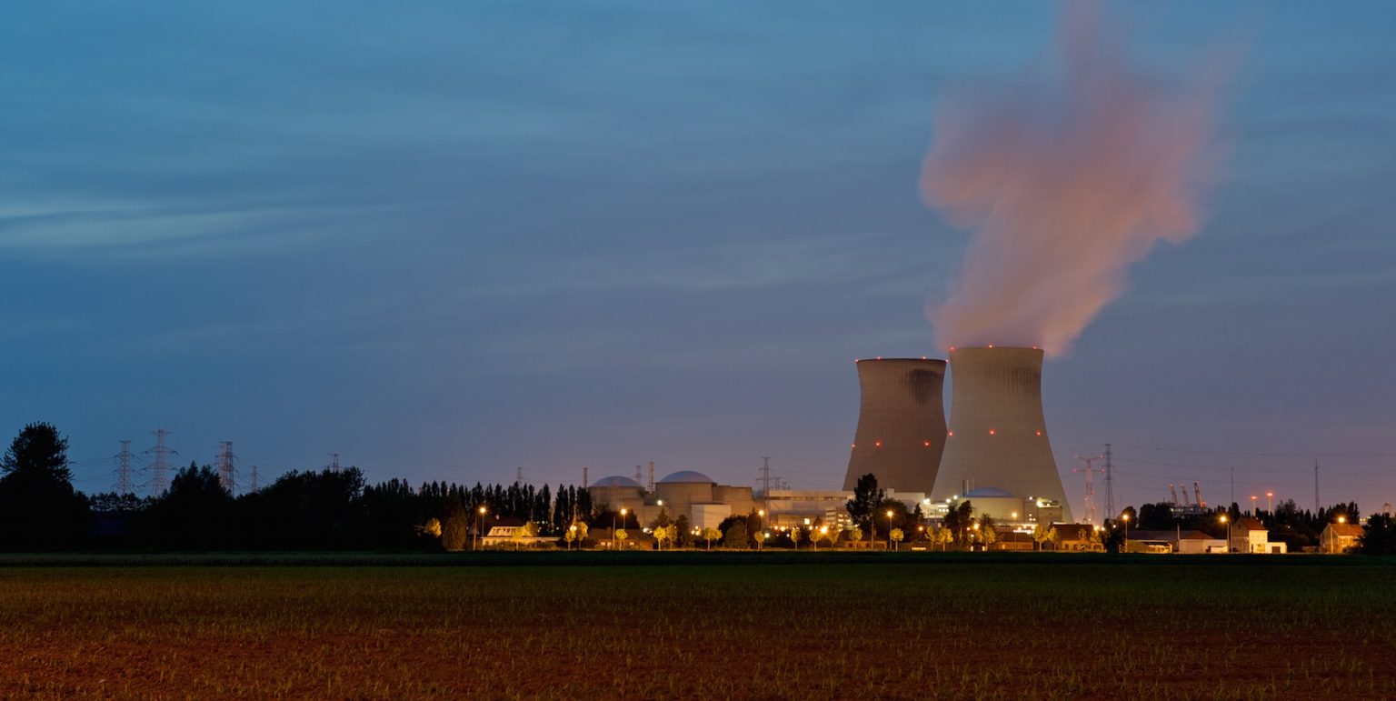 Francia anticipa aprobación de su plan nuclear de 70 mil millones de euros francia