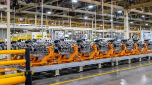 Stellantis celebra 45 años de fabricación de motores en Saltillo Norte