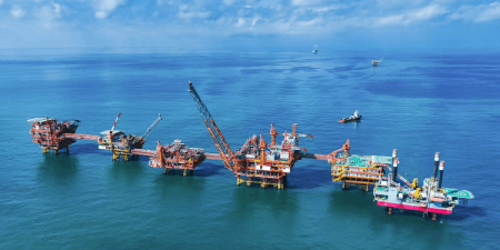 China impulsa petróleo y gas con metas energéticas 2030